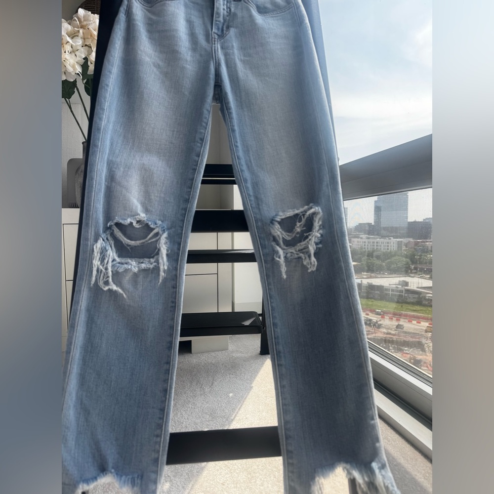LAGENCE
High Line Distressed Skinny Jean In Lombards Destruct - Picture 14 of 15